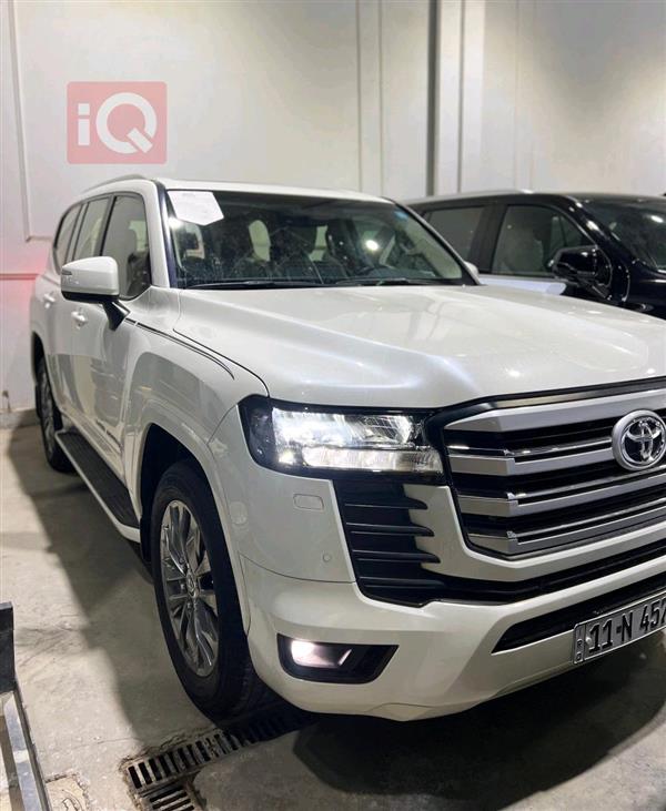 تويوتا لاندكروزر 2024 للبيع في العراق - النجف